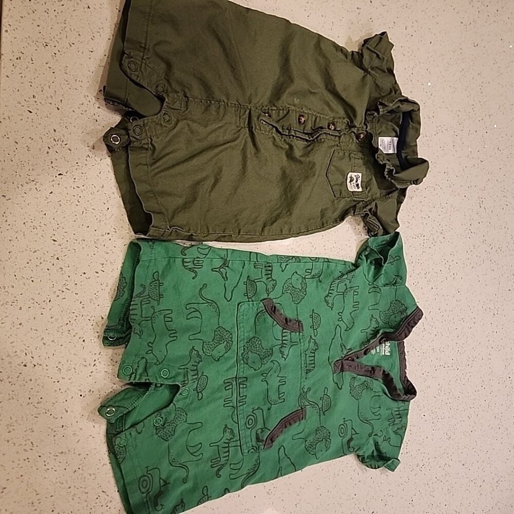 Carters Dinosaur One-piece Romper 12 Months Set Of 2 Green Shorts Body Suit